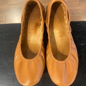 Chestnut Tieks Size 8